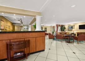 Baymont By Wyndham Gainesville I-75 2
