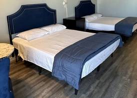 Paxton Inn Motel 4