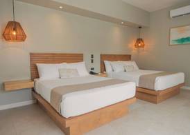 Mirasurf Hotel & Waves 4