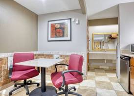 Texas Inn Donna 5