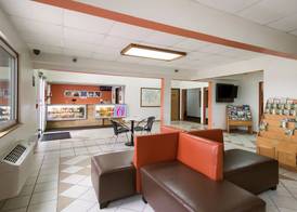 Motel 6 Davenport, IA 5