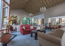 Alma Hotel 5