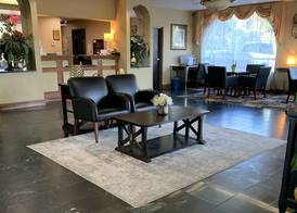 Econo Lodge Wesley Chapel I-75 2