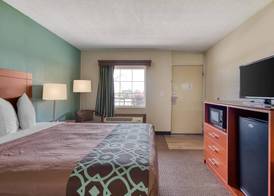 SureStay Hotel by Best Western Bowling Green North 5