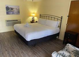 JI4, King Guest Room at the Joplin Inn at entrance to the resort by RedAwning 3