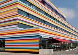 MEININGER Hotel Berlin Airport 4