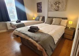 Waterworks En suite Rooms with Private Living Room 3