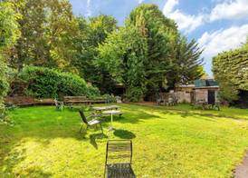 Amhurst Hotel 4