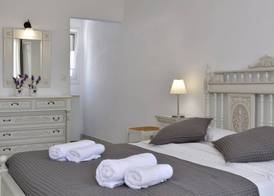 Parian Lithos Residence 5