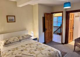 Ashfield Bed & Breakfast 4