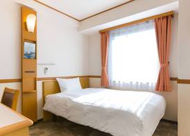Toyoko Inn Shin-Osaka Chuo-guchi Shinkan 5