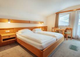Hotel Gesser 4
