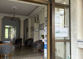 BRIT HOTEL CONFORT BAGNOLES NORMANDIE 5