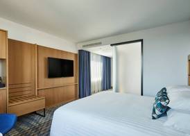 Courtyard by Marriott Exeter Sandy Park 3