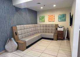 Best Western Erie Inn & Suites 2