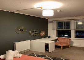 Molly Central House 3