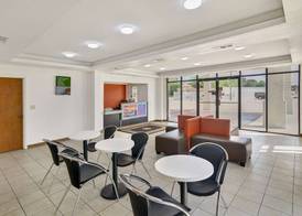 Motel 6-Lindale, TX 5