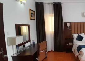Bolton White Residence 2