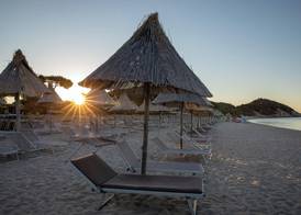 Cormoran Hotel & Residence 5