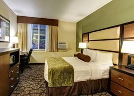 Best Western PLUS Vancouver Mall Drive 4