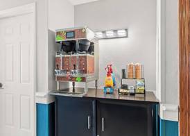 MainStay Suites Las Vegas Flamingo 4