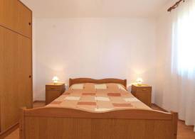 Apartment 909 3