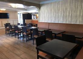Lemon Tree Hotel and Suites 4