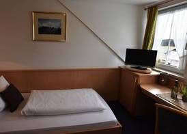 Berghotel Zollersteighof 3