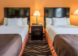 AmericInn by Wyndham Streator 4
