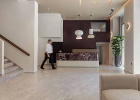 Nesean Plaza Hotel 3