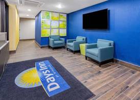 Days Inn by Wyndham Bronx NYC 3