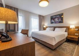Hotel Opera 3