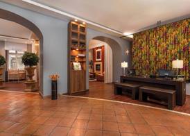 Mamaison Residence Izabella Budapest 3
