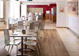 Travelodge Worthing Seafront 5