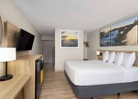 Days Inn by Wyndham Carthage 3