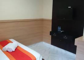 Agus Beach Inn 4