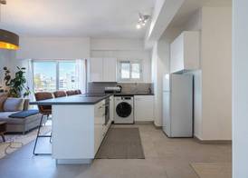 Elegant City Central Suite 4