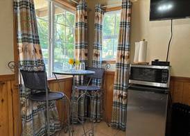 Sequoia River Front Cabins 5