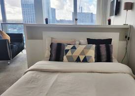 Cityscape Apartment in Rotunda Bham 4