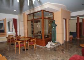 Astron Hotel 5