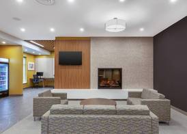 Best Western Plus Kawartha Lakes Hotel & Suites 2