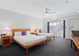 The International Motel Apollo Bay 5