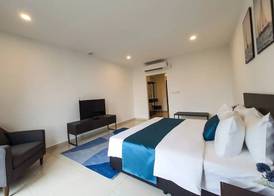 GYDEN STAYCATION #Straits Suites & Residences 2