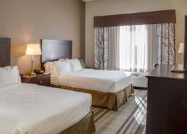 Holiday Inn Express & Suites NEVADA by IHG 5