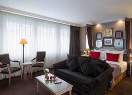 Royal Manotel 4