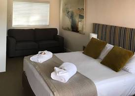Thirroul Beach Motel 2
