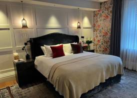 Manor House Lindley 3