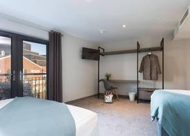 Bank Square Town House 3