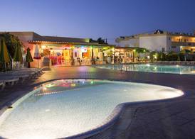 Fili Hotel Apartments 4
