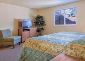 WorldMark Surfside Inn 4